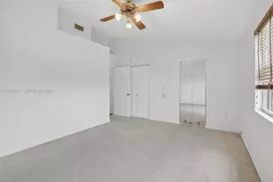 10845 NW 8th St, Pembroke Pines, FL 33026 - Photo 20