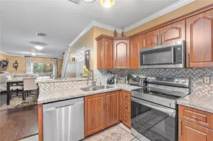 7659 Tamarac Island Cir, Tamarac, FL 33321 - Photo 12
