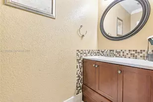 7659 Tamarac Island Cir, Tamarac, FL 33321 - Photo 22