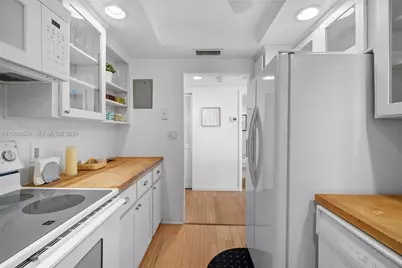 177 Ocean Lane Dr #703, Key Biscayne, FL 33149 - Photo 10