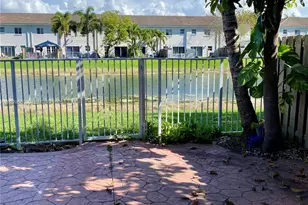 1635 SE 31st Ct, Homestead, FL 33035 - Photo 12