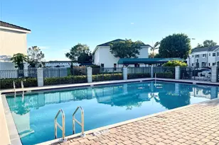 1635 SE 31st Ct, Homestead, FL 33035 - Photo 2