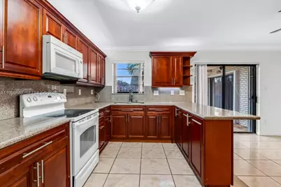 8107 SW 23rd Ct #29D, North Lauderdale, FL 33068 - Photo 4