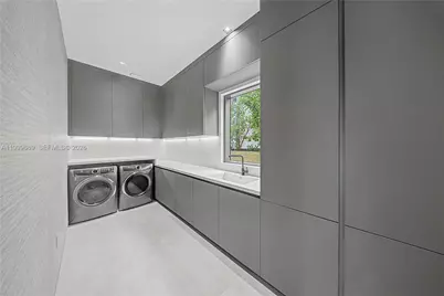 1400 W Lake Dr, Fort Lauderdale, FL 33316 - Photo 38