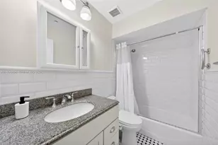 6815 Edgewater Dr, Coral Gables, FL 33133 - Photo 14