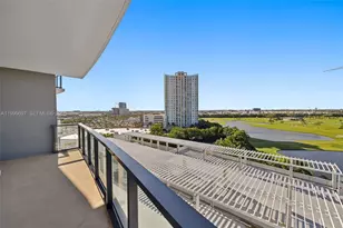 101 Diplomat Pkwy, Hallandale Beach, FL 33009 - Photo 10