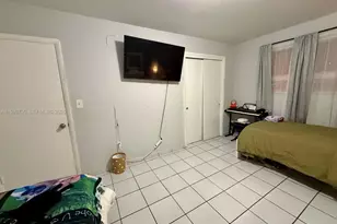 2732 NW 16th Terrace, Miami, FL 33125 - Photo 8