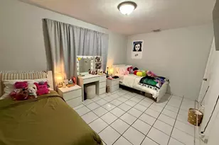 2732 NW 16th Terrace, Miami, FL 33125 - Photo 10