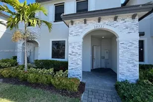 28721 SW 132nd Pl, Homestead, FL 33033 - Photo 1