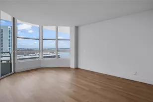 555 NE 34th St, Miami, FL 33137 - Photo 18