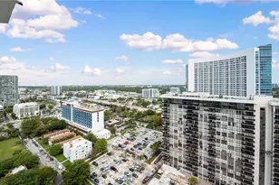555 NE 34th St, Miami, FL 33137 - Photo 16