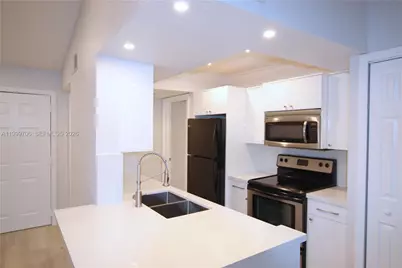 10681 SW 156th Pl #402, Miami, FL 33196 - Photo 8