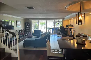 925 NE 26th Ave, Hallandale Beach, FL 33009 - Photo 6