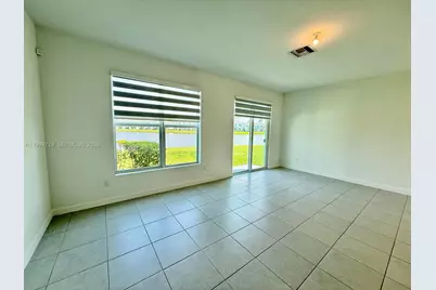 6931 Harbours Edge Ave #6931, Lake Worth, FL 33467 - Photo 4
