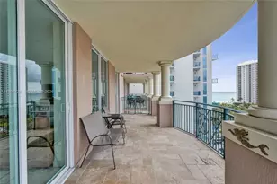 17555 Atlantic Blvd, Sunny Isles Beach, FL 33160 - Photo 38