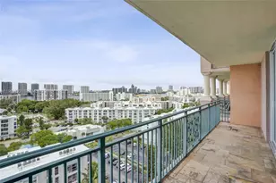 17555 Atlantic Blvd, Sunny Isles Beach, FL 33160 - Photo 32