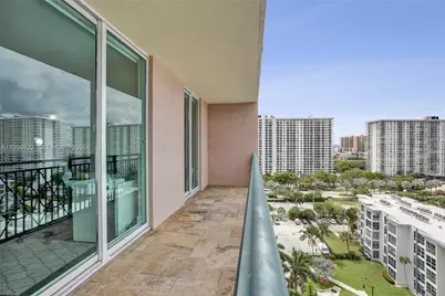 17555 Atlantic Blvd #1202, Sunny Isles Beach, FL 33160 - Photo 34