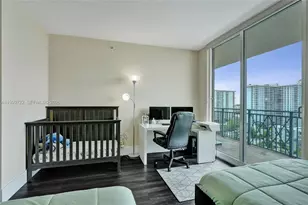 17555 Atlantic Blvd, Sunny Isles Beach, FL 33160 - Photo 26