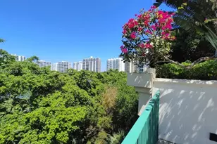 20000 E Country Club Dr, Aventura, FL 33180 - Photo 36