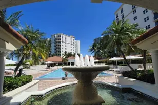20000 E Country Club Dr, Aventura, FL 33180 - Photo 22