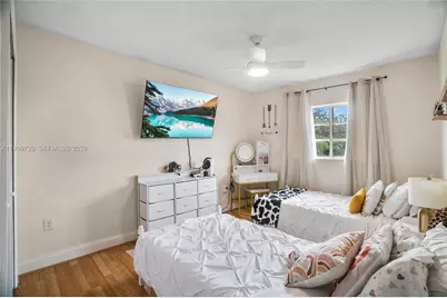 6879 SW 158th Ct, Miami, FL 33193 - Photo 18