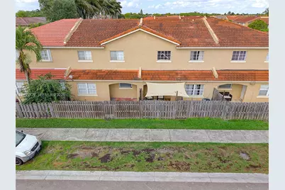 6879 SW 158th Ct, Miami, FL 33193 - Photo 32