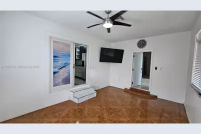 117 NW 11th Ave, Dania Beach, FL 33004 - Photo 12