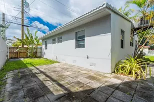 517 S 19th Ave, Hollywood, FL 33020 - Photo 14