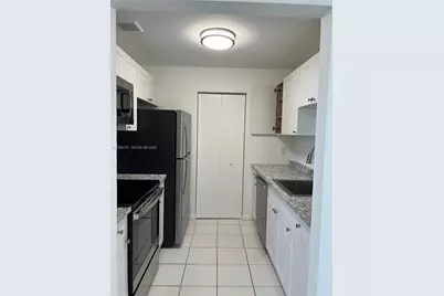 500 NE 2nd St #426, Dania Beach, FL 33004 - Photo 2