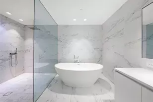 1000 Biscayne Blvd, Miami, FL 33132 - Photo 16
