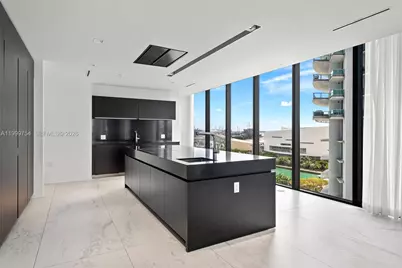 1000 Biscayne Blvd #1201, Miami, FL 33132 - Photo 12