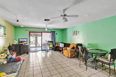 8618 SW 148th Pl, Miami, FL 33193 - Photo 18