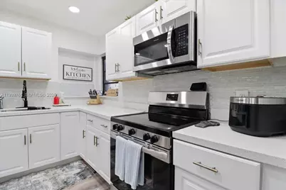 7551 Polk St, Hollywood, FL 33024 - Photo 6