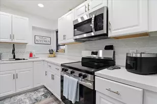 7551 Polk St, Hollywood, FL 33024 - Photo 6