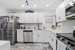 7551 Polk St, Hollywood, FL 33024 - Photo 2