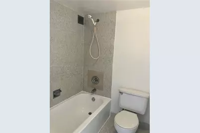 17021 N Bay Rd #409, Sunny Isles Beach, FL 33160 - Photo 10