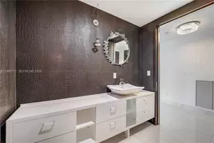 1040 Biscayne Blvd, Miami, FL 33132 - Photo 26