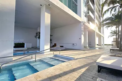 1040 Biscayne Blvd #1001, Miami, FL 33132 - Photo 34