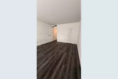 1865 79th St Cswy #8E, North Bay Village, FL 33141 - Photo 10