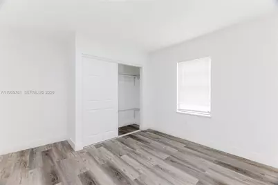 1447 NW 101st St, Miami, FL 33147 - Photo 12