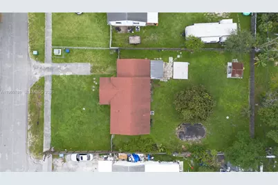 1447 NW 101st St, Miami, FL 33147 - Photo 42