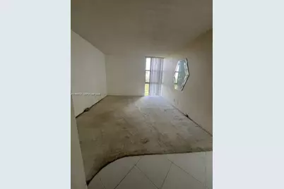 20335 W Country Club Dr #1005, Aventura, FL 33180 - Photo 10