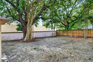 762 NE 131st St, North Miami, FL 33161 - Photo 22