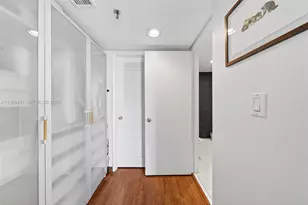 9 Island Ave, Miami Beach, FL 33139 - Photo 16