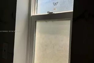 615 NE 3rd St, Hallandale Beach, FL 33009 - Photo 12