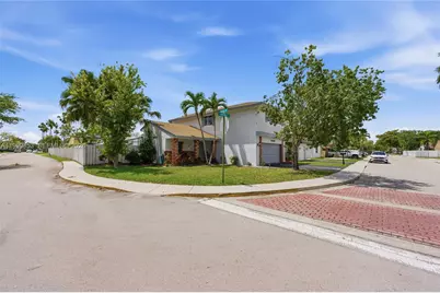 14600 Ashland Pl, Davie, FL 33325 - Photo 36