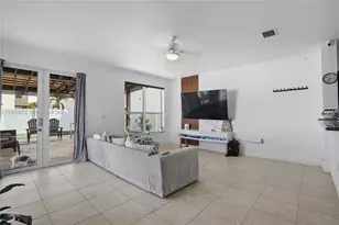 17081 SW 94th Way, Miami, FL 33196 - Photo 8