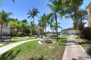 8590 SW 212th St, Cutler Bay, FL 33189 - Photo 16