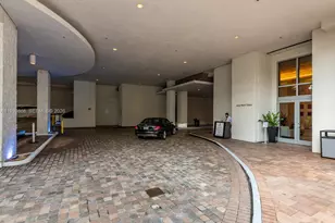 1050 Brickell Ave, Miami, FL 33131 - Photo 34