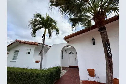 16665 SW 93rd Ct, Palmetto Bay, FL 33157 - Photo 2